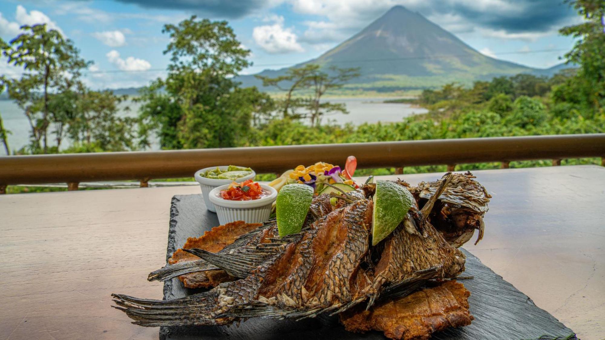 El Castillo Villas Paradise Arenal Volcano Lake View מראה חיצוני תמונה